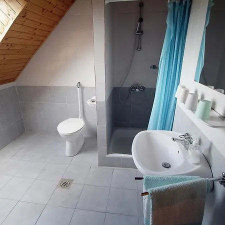 Vöröskő Apartmanhotel Révfülöp