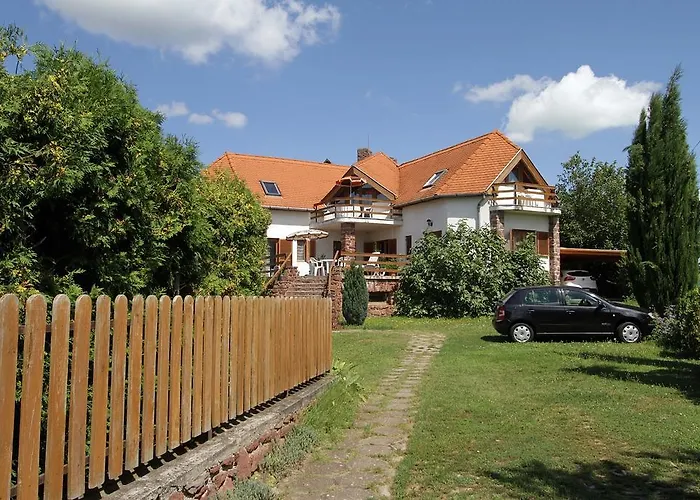 Voeroesko Apartmanhaz 3*